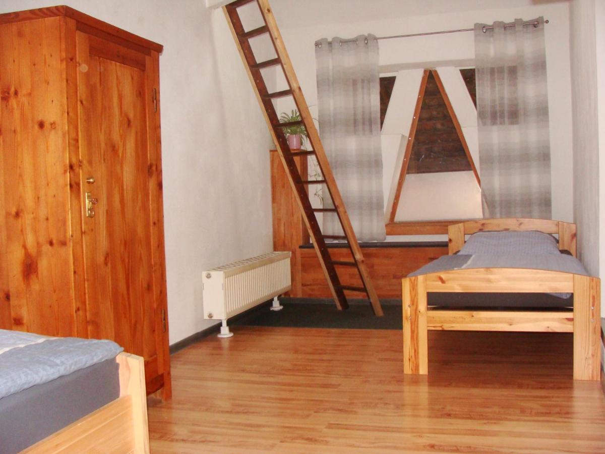 Cottage Huehnerstall Цюльпих Экстерьер фото